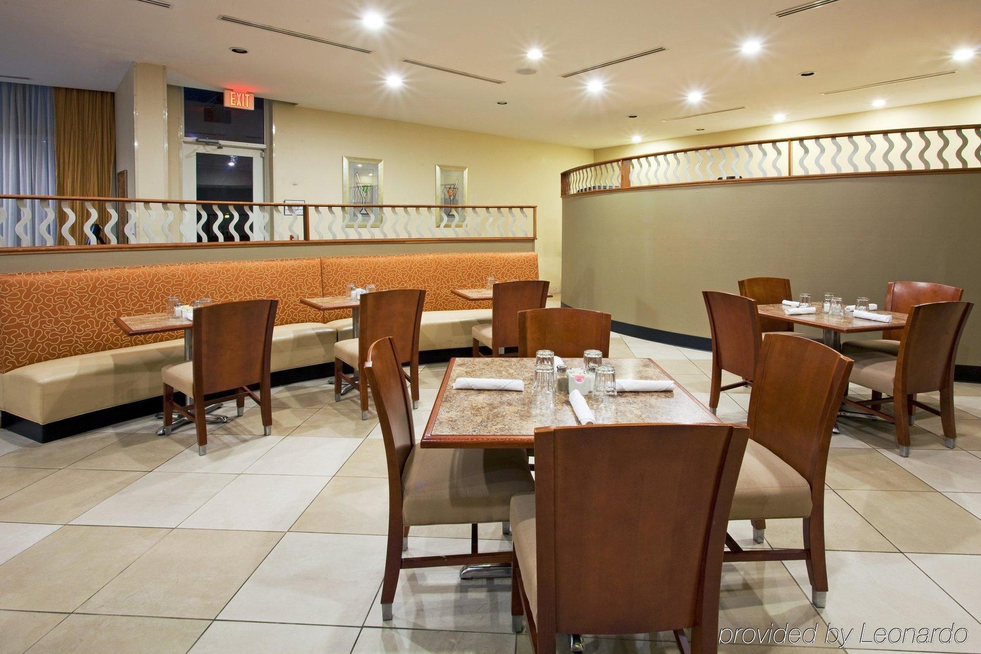Holiday Inn Santee By Ihg Ресторант снимка
